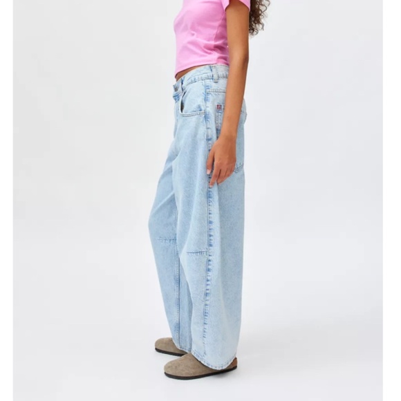 BDG Rih Barrel Mid-Rise Jean - Picture 2 of 7